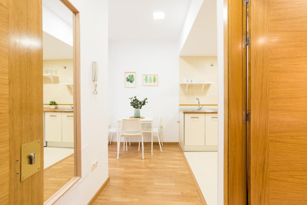מאלגה Mitjana By Ele Apartments מראה חיצוני תמונה